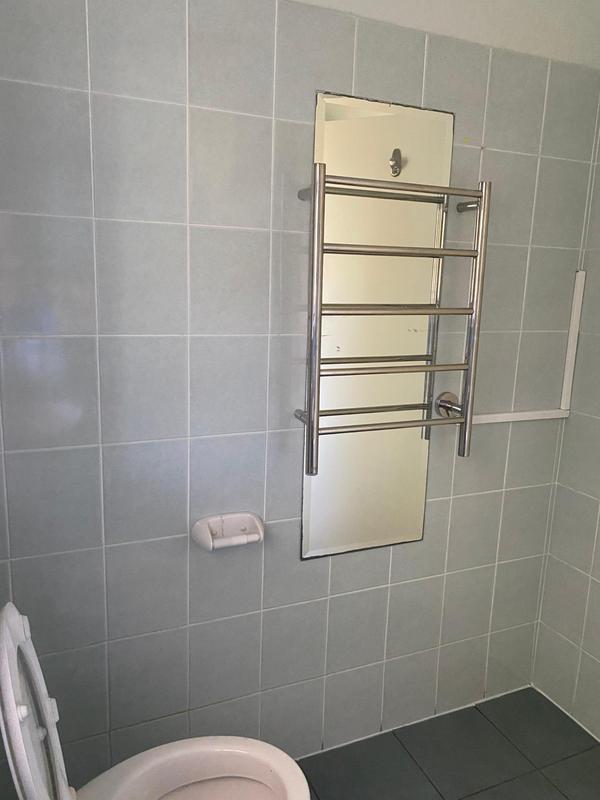 To Let 2 Bedroom Property for Rent in Kenilworth Western Cape